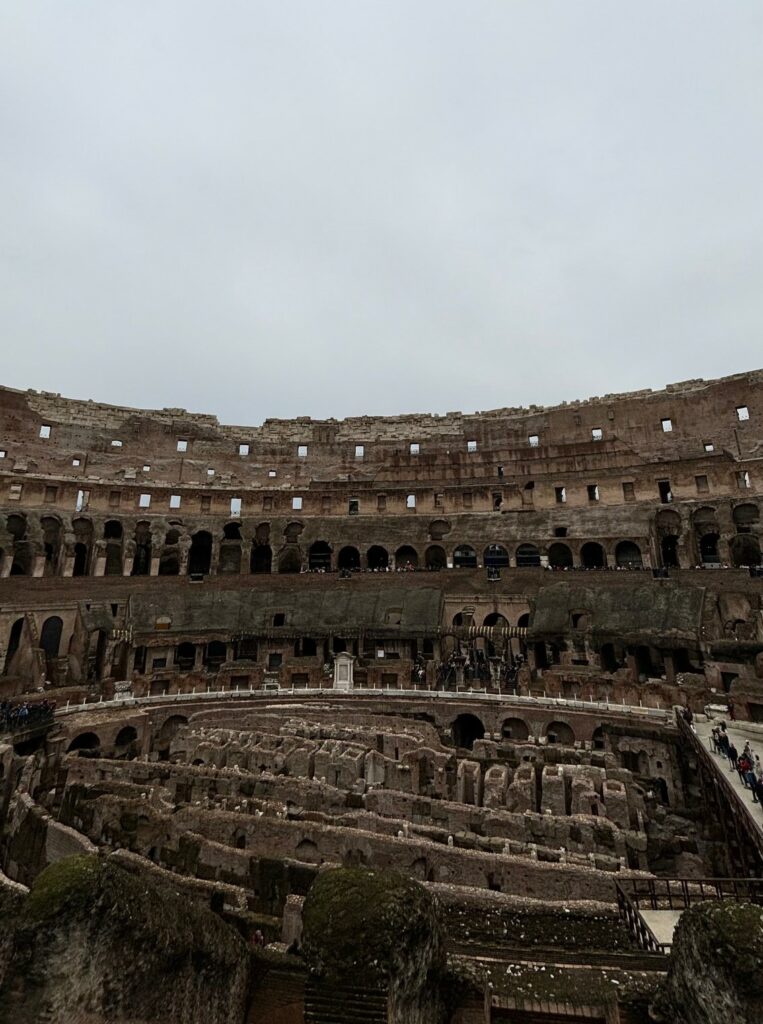 Interior of Colosseum - Roma Gezi Rehberi