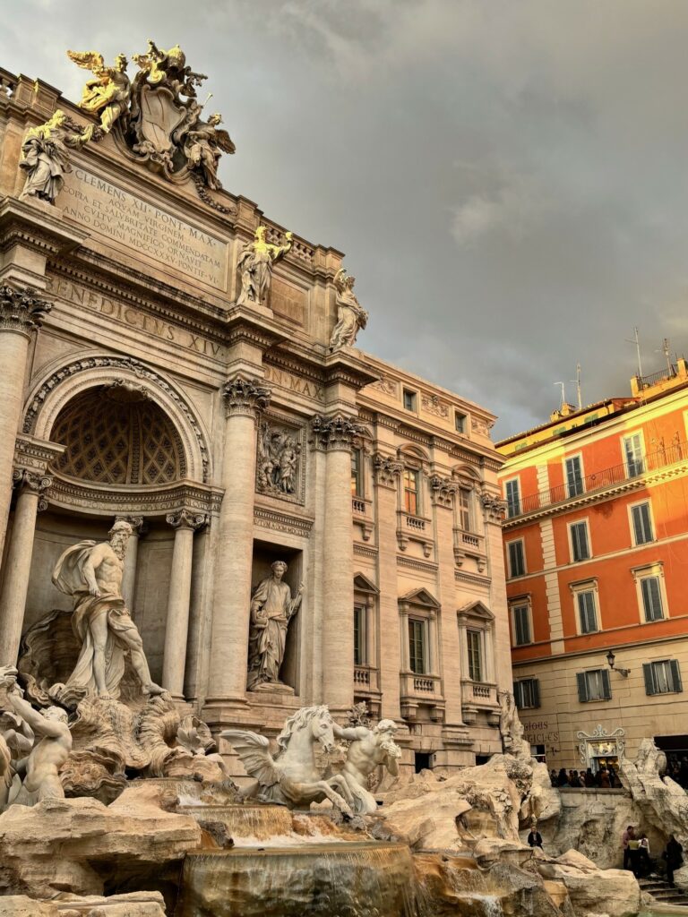 Trevi Fountain 